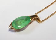 pendentif emeraude